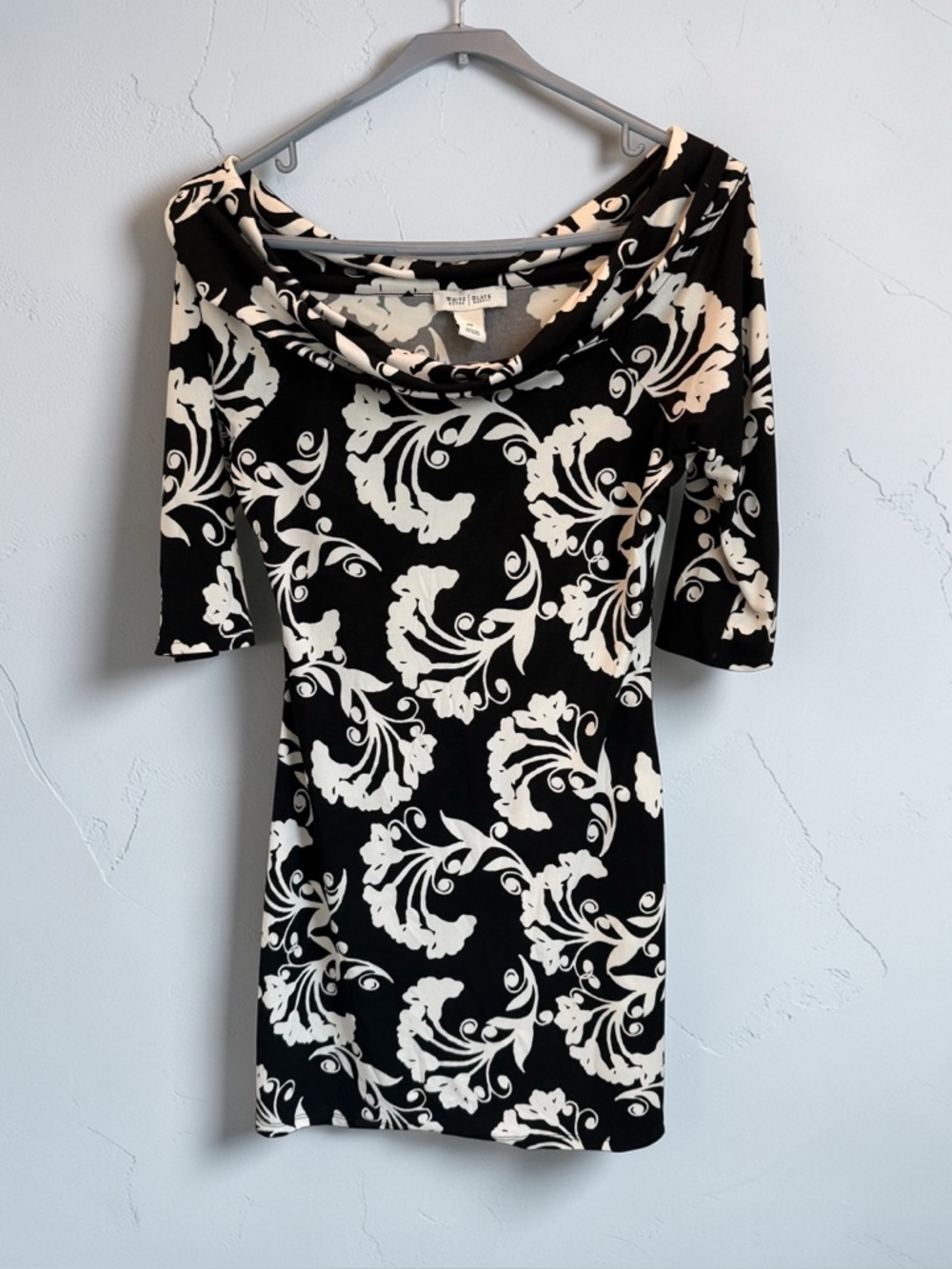 WHBM Black White Floral Dress XS 3/4 Sleeve Mini Stretch Career Chic - Picture 3 of 12